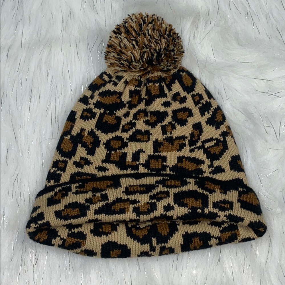 Leopard Pom beanie NWOT